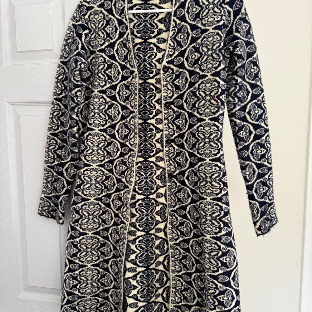 J. McLaughlin Navy and Cream Cardigan/Jacket